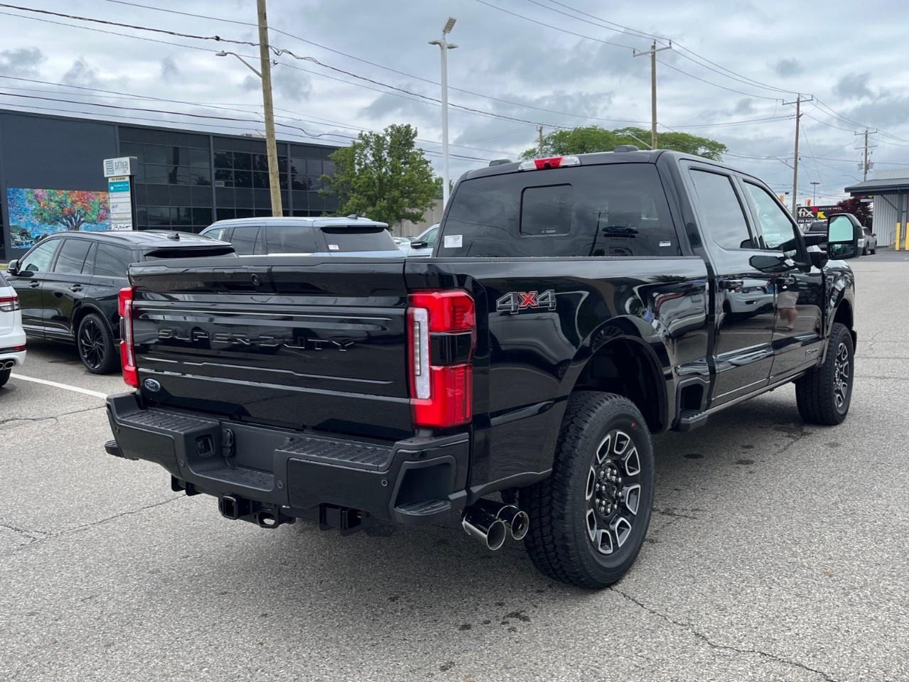 2026 Ford F-250 Super Duty SRW PLATINUM 4WD CREW CAB 6.75' BOX Photo4