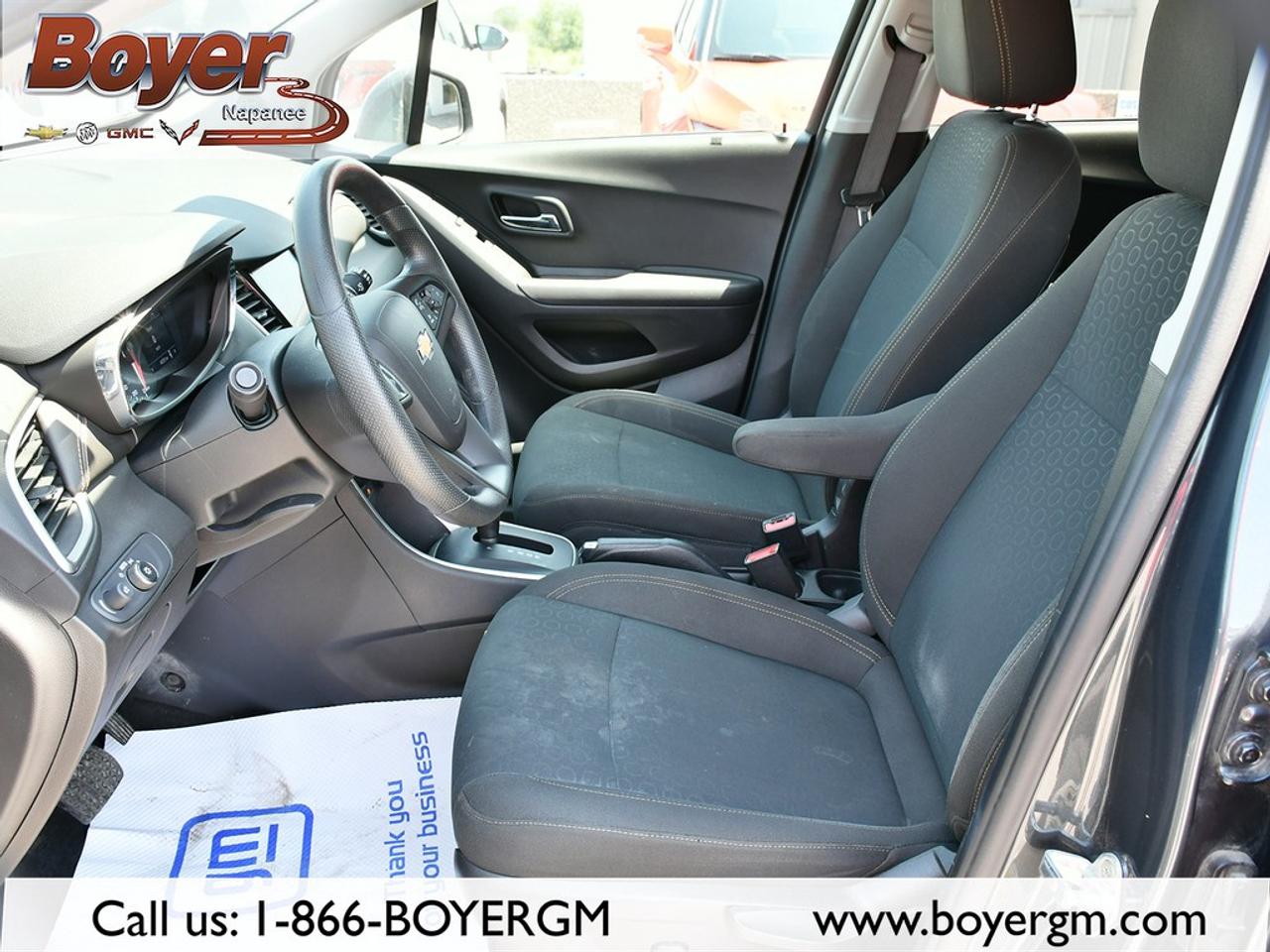 2021 Chevrolet Trax LS AWD Photo