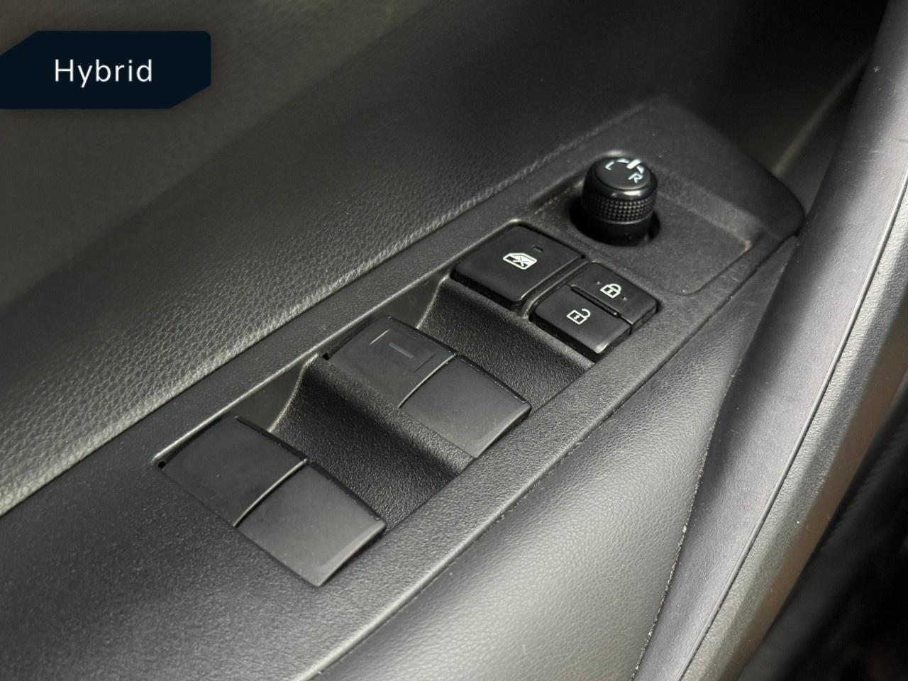 2023 Toyota Corolla Hybrid SE AWD (GS) Photo