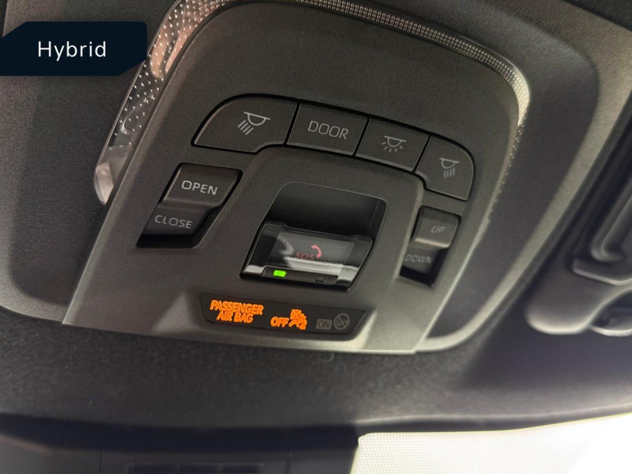 2023 Toyota Corolla Hybrid SE AWD (GS) Photo