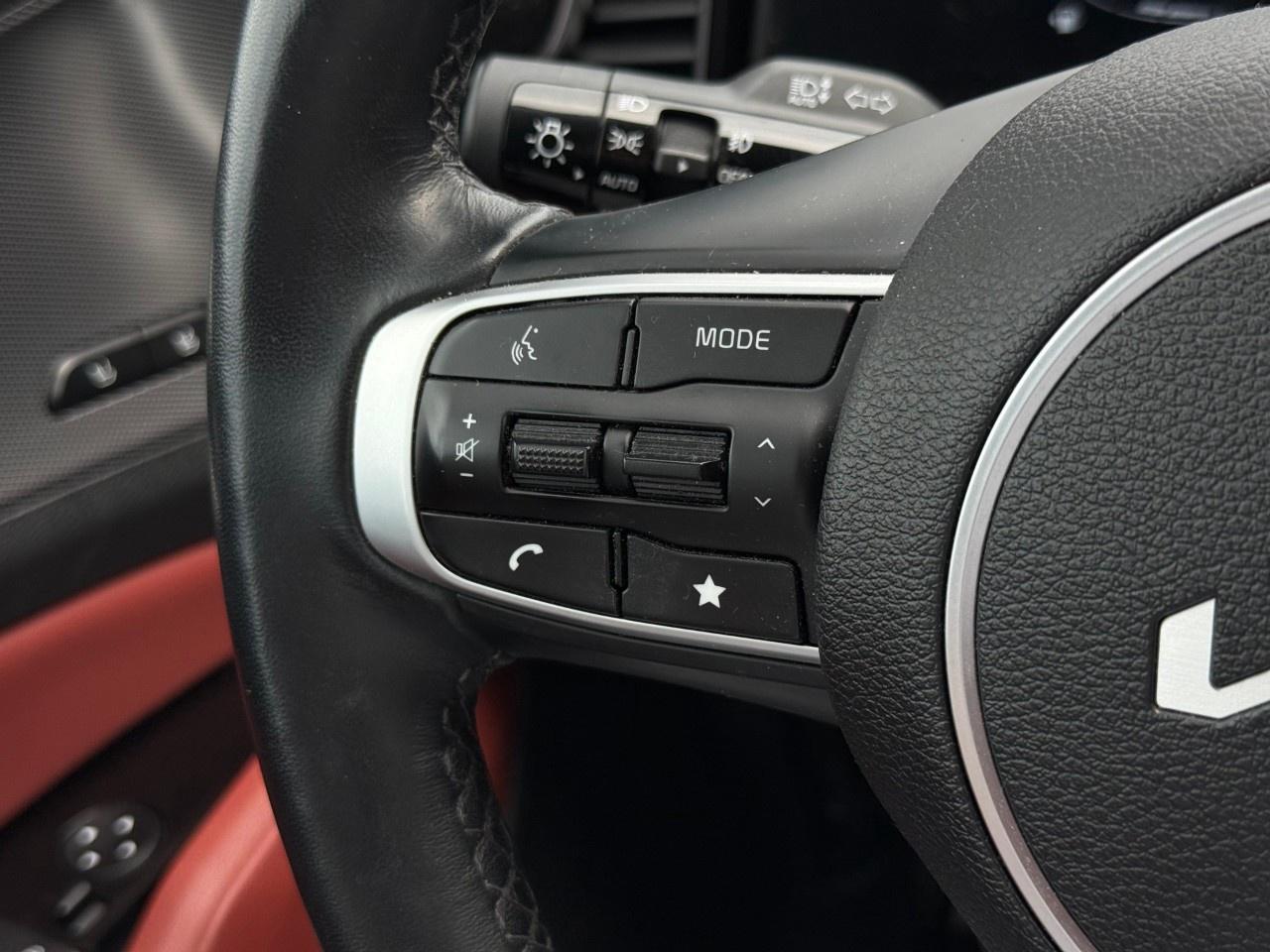 2024 Kia Sportage EX Premium AWD w/Red Interior Photo