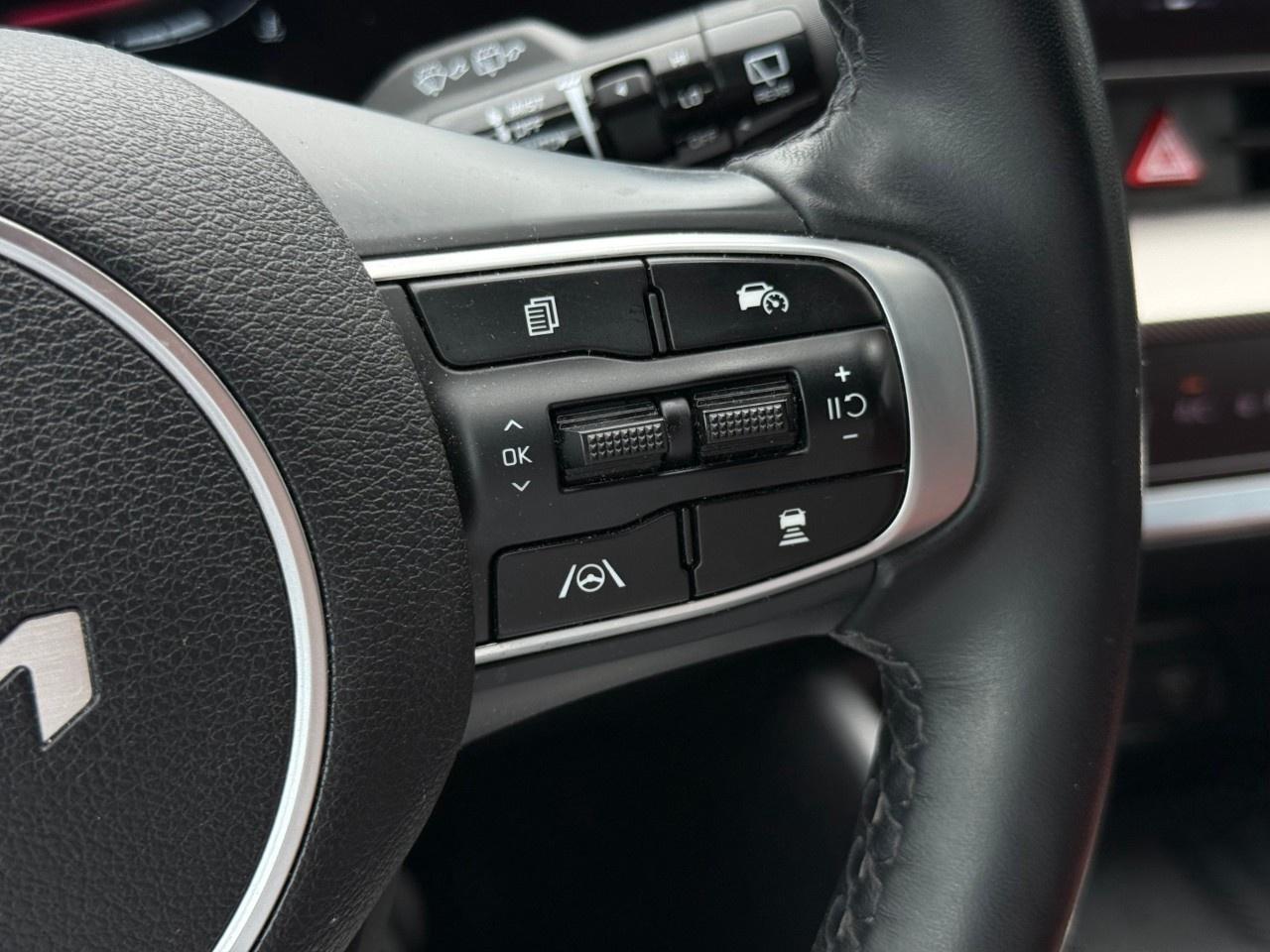 2024 Kia Sportage EX Premium AWD w/Red Interior Photo