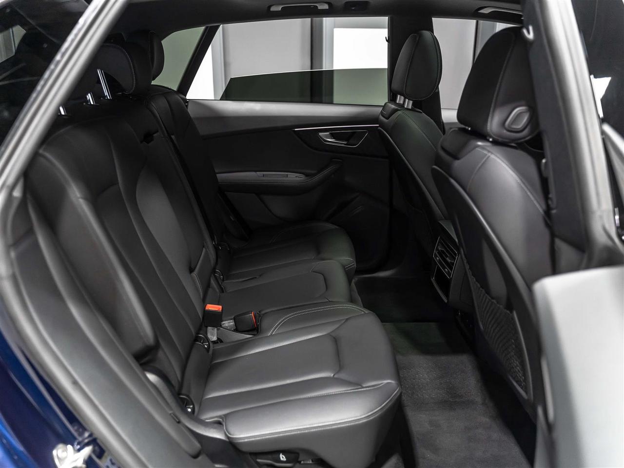 2023 Audi Q8 Progressiv|S-Line|Black Optics Pkg|Audi Certified Photo