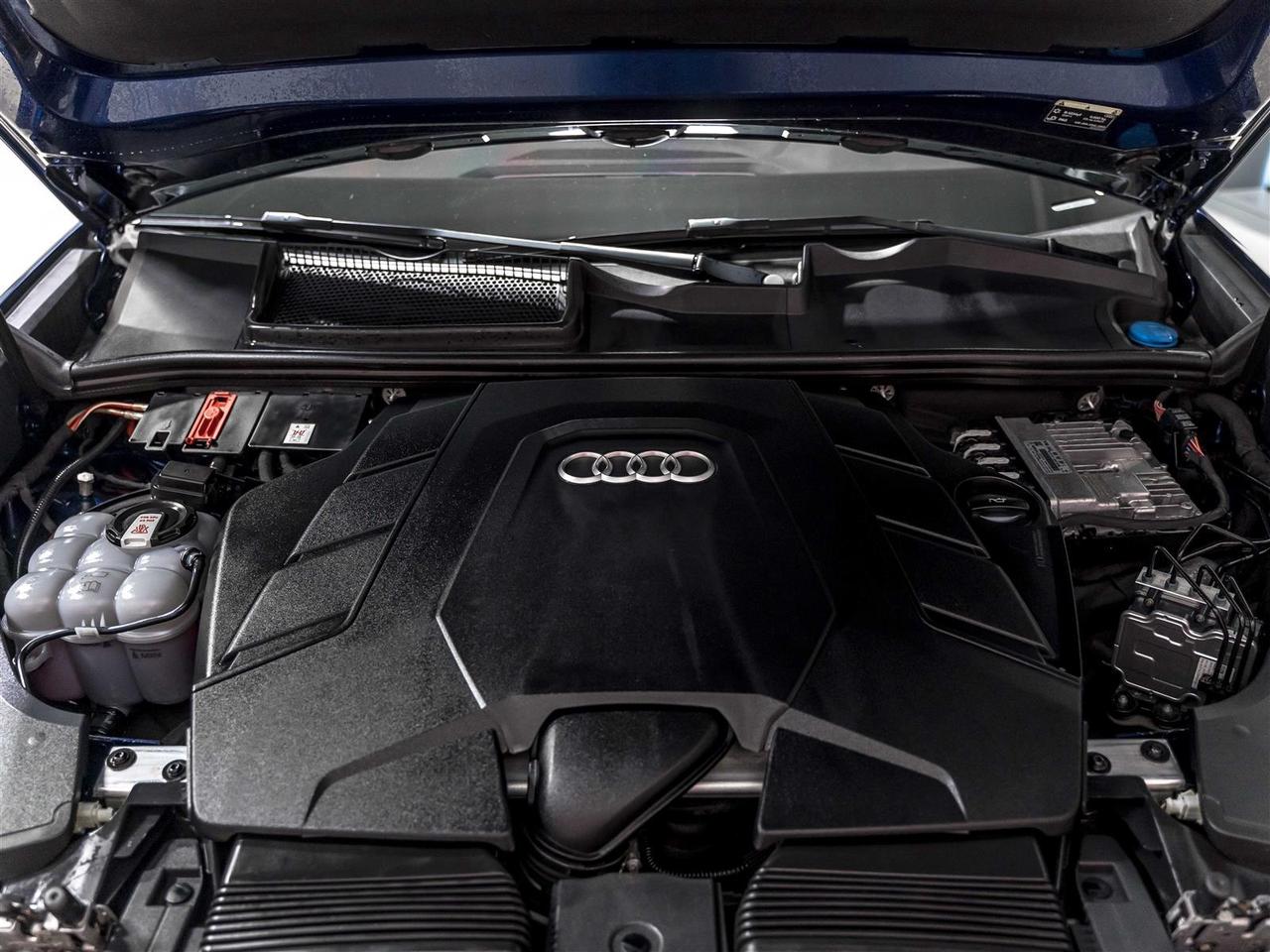 2023 Audi Q8 Progressiv|S-Line|Black Optics Pkg|Audi Certified Photo