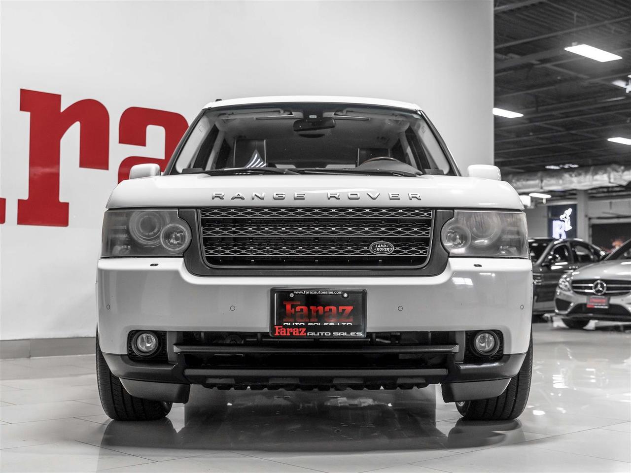 2011 Land Rover Range Rover HSE|5.0L V8|Rear Entertainment|Extensive Dealer Servicing Photo