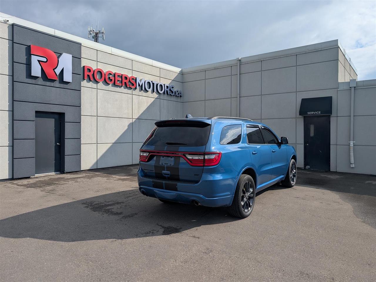 2024 Dodge Durango GT PLUS - 6 PASS - NAVI - SUNROOF - TECH FEATS Photo