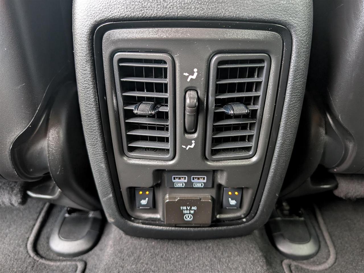 2024 Dodge Durango GT PLUS - 6 PASS - NAVI - SUNROOF - TECH FEATS Photo