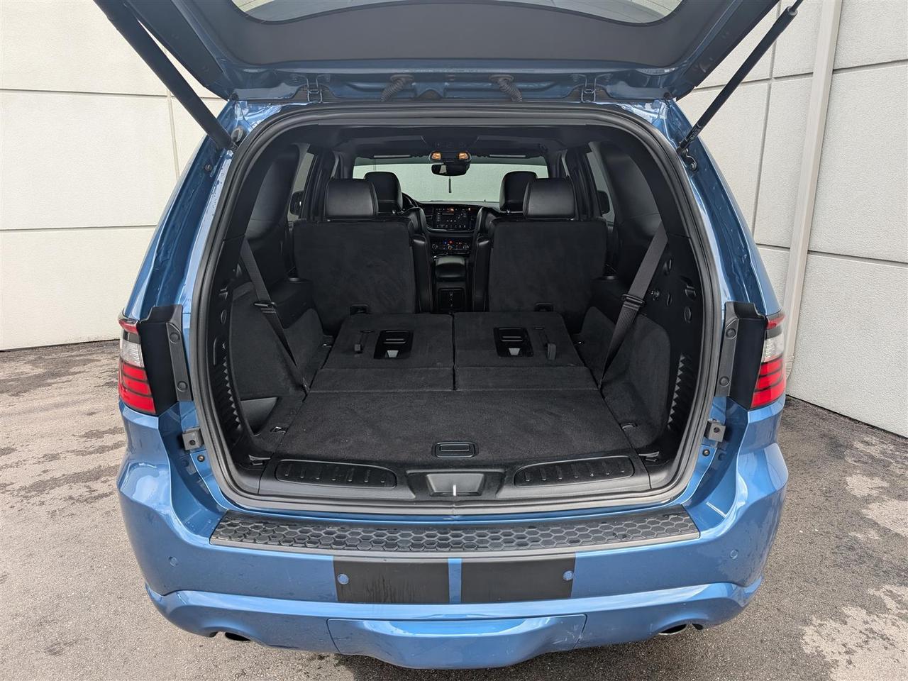 2024 Dodge Durango GT PLUS - 6 PASS - NAVI - SUNROOF - TECH FEATS Photo