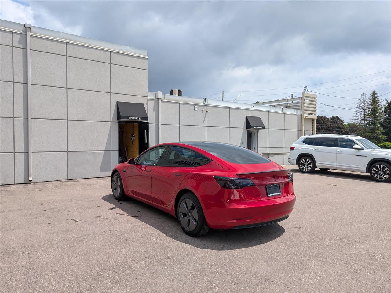 2022 Tesla Model 3 STANDARD Photo2