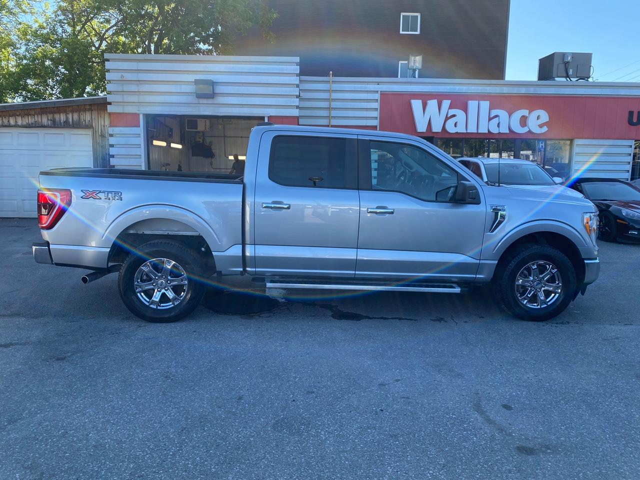 2022 Ford F-150 XLT | SuperCrew | 4x4 | Apple CarPlay | Android Auto Photo
