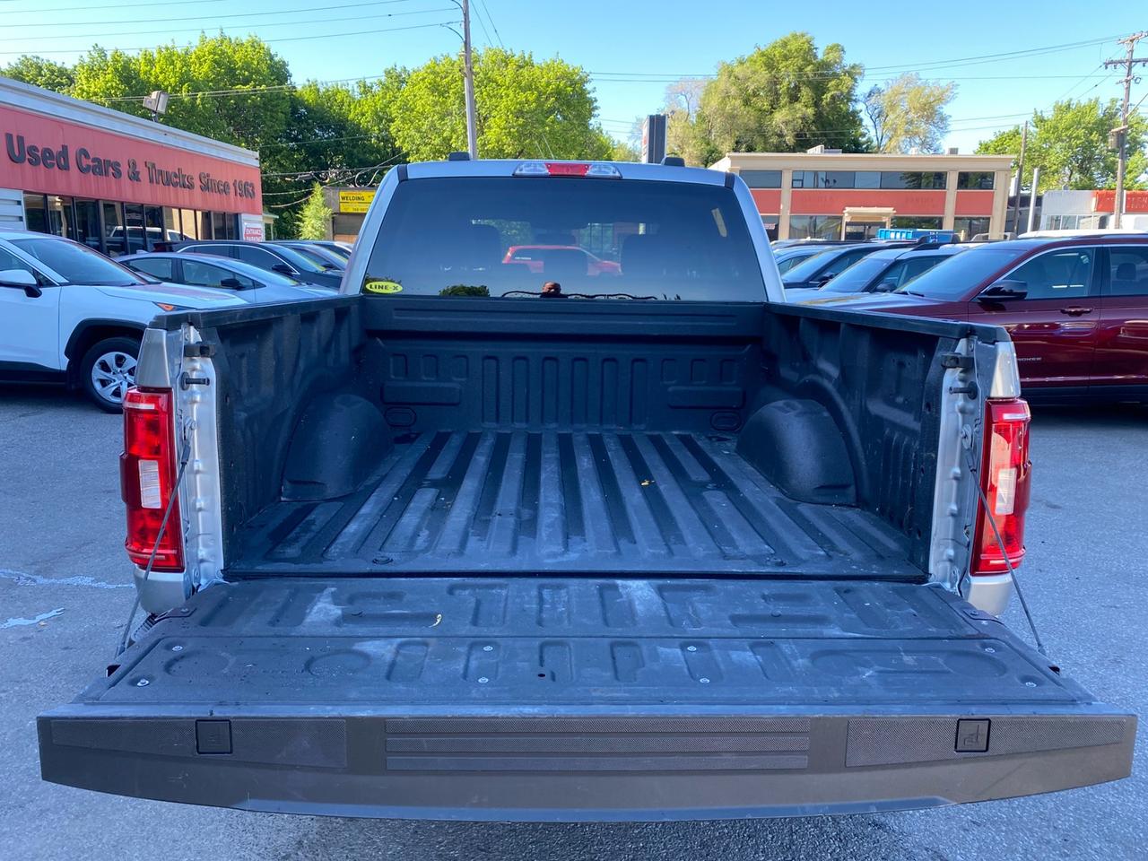 2022 Ford F-150 XLT | SuperCrew | 4x4 | Apple CarPlay | Android Auto Photo