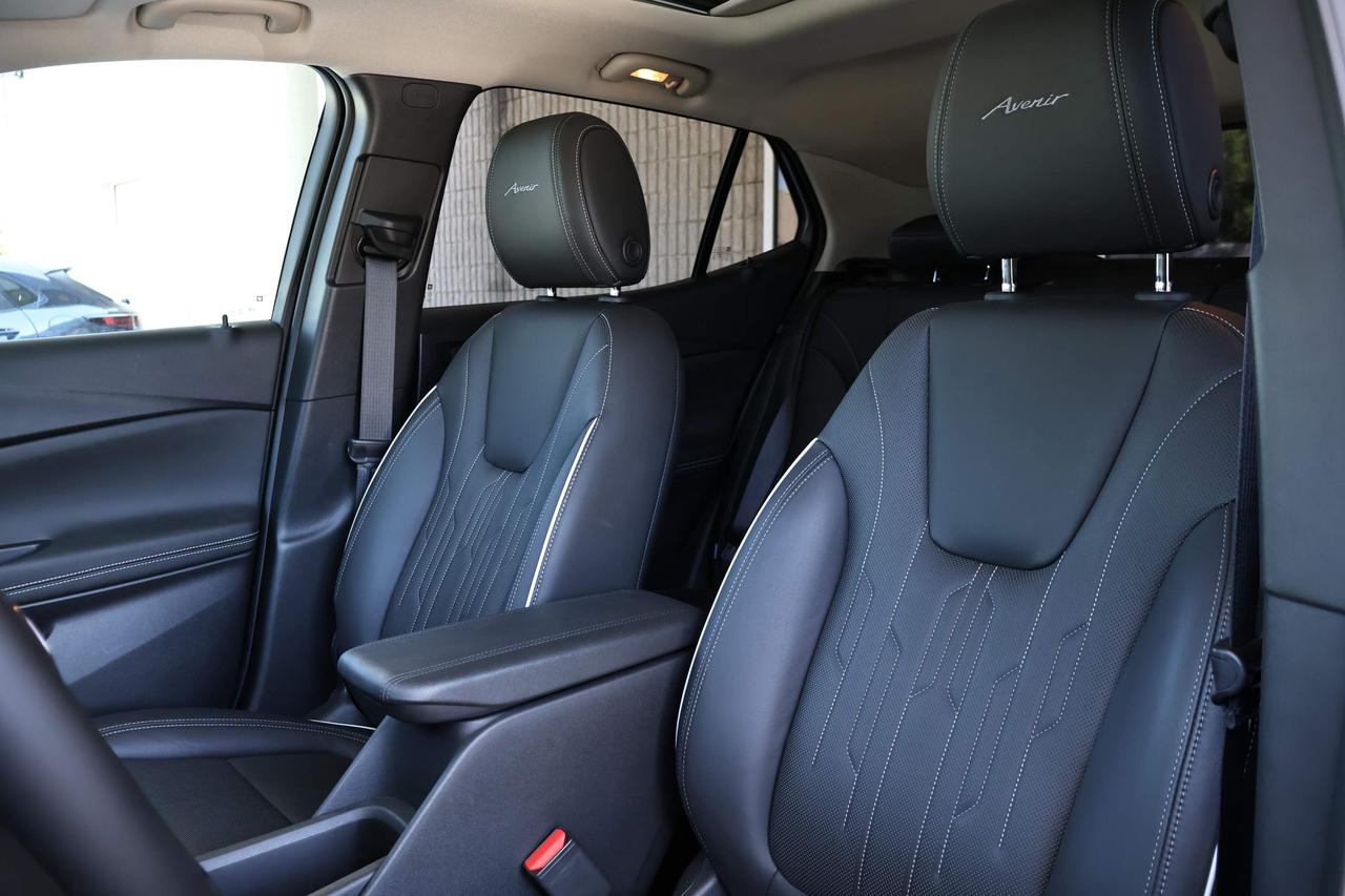 2025 Buick Encore GX Avenir Photo