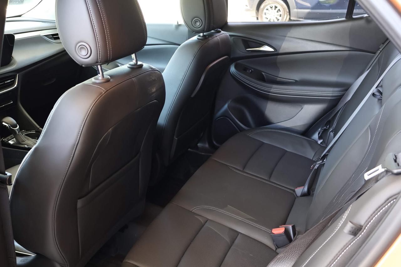 2025 Buick Encore GX Avenir Photo