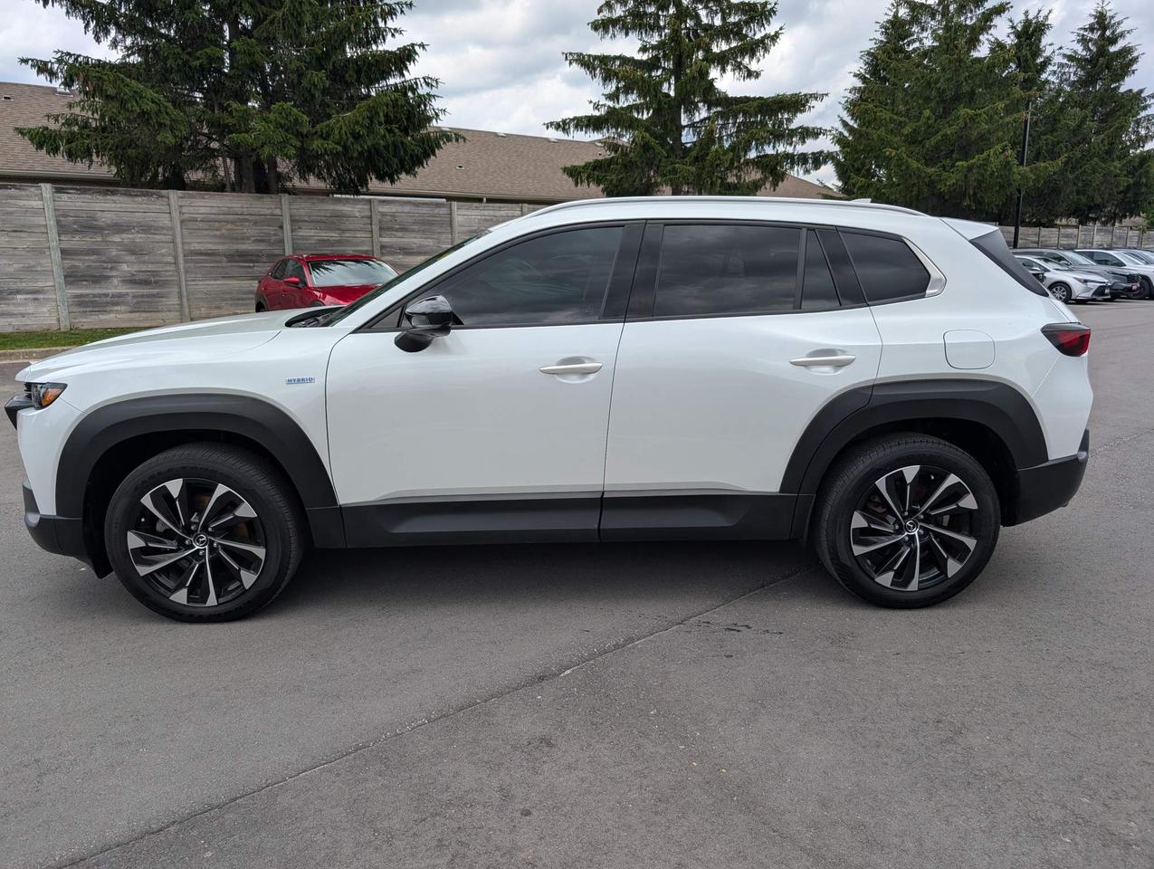2025 Mazda CX-50 Hybrid GT Photo