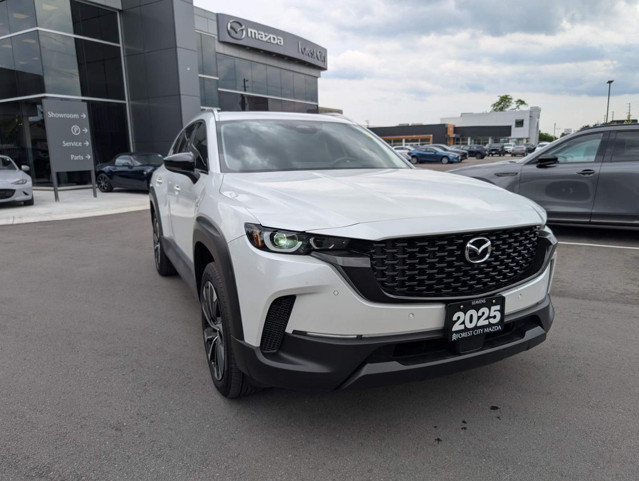 2025 Mazda CX-50 Hybrid GT Photo