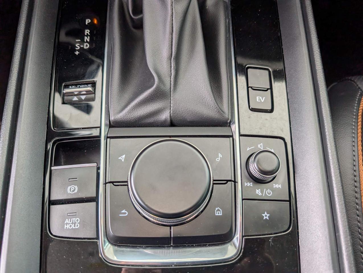 2025 Mazda CX-50 Hybrid GT Photo