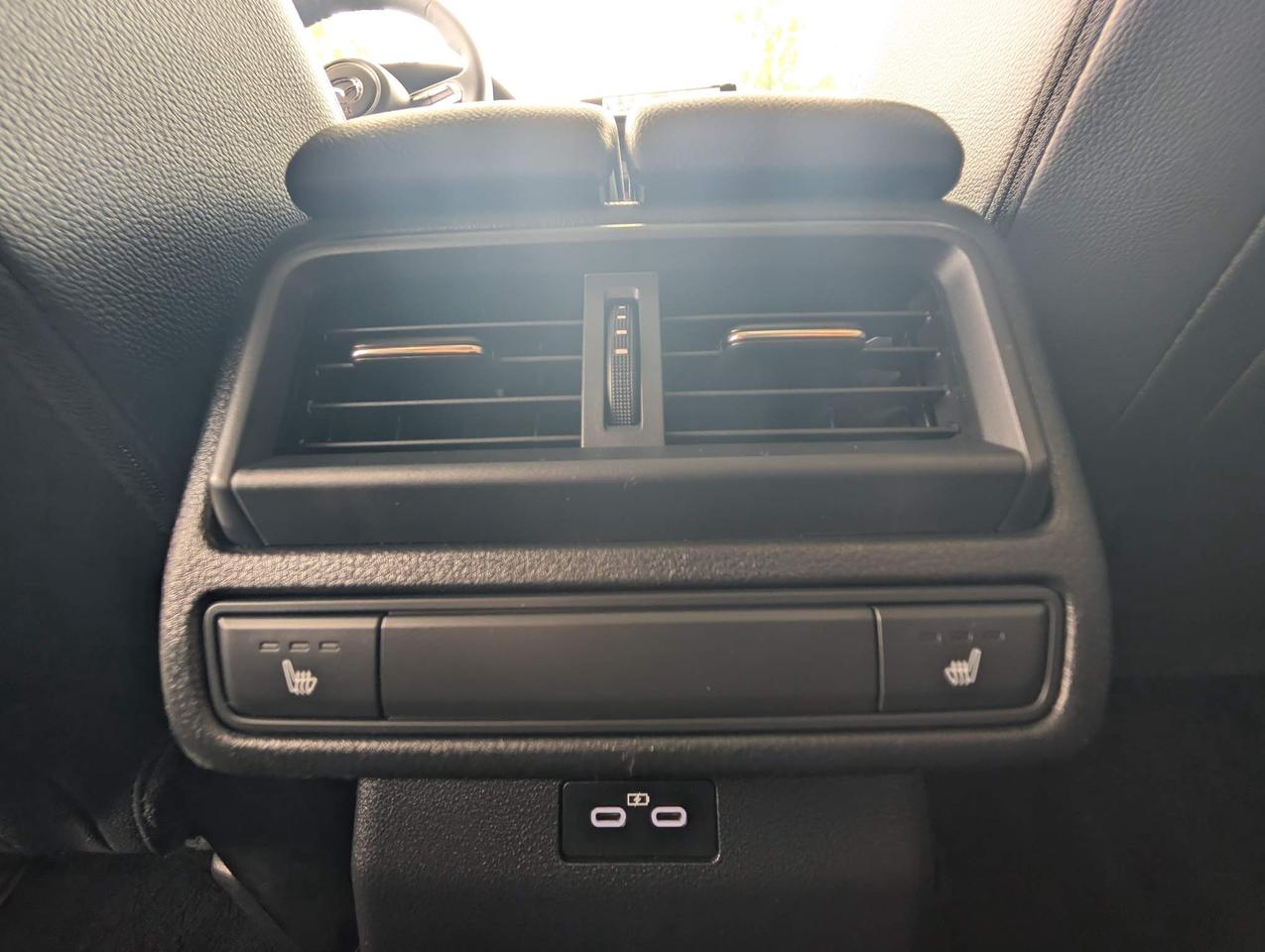 2025 Mazda CX-50 Hybrid GT Photo