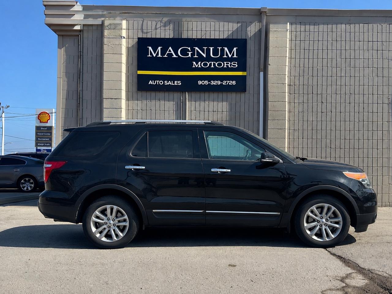 2013 Ford Explorer XLT - NO ACCIDENTS - TWO OWNERS Photo