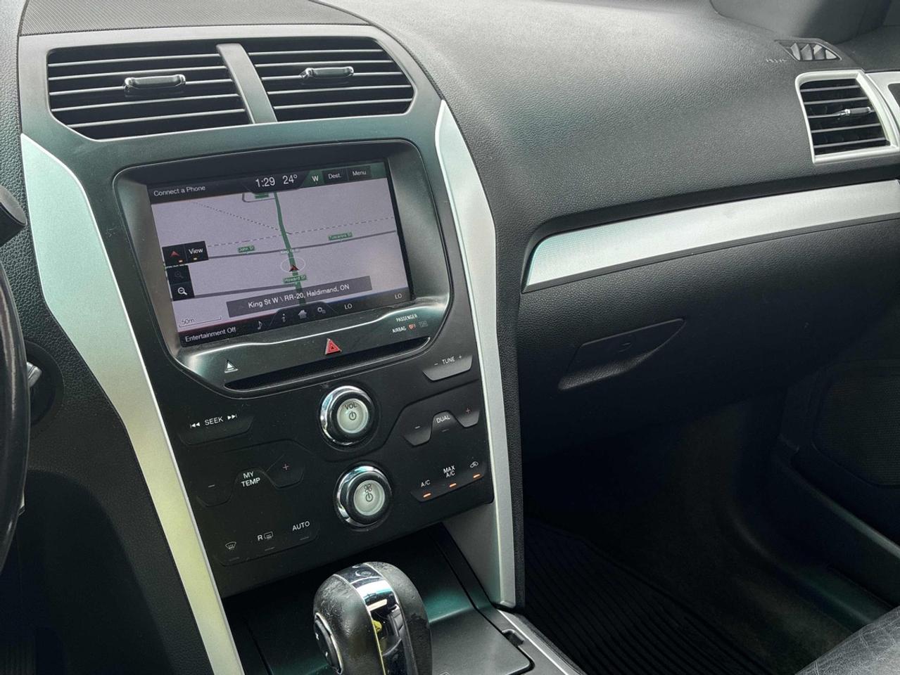 2013 Ford Explorer XLT - NO ACCIDENTS - TWO OWNERS Photo
