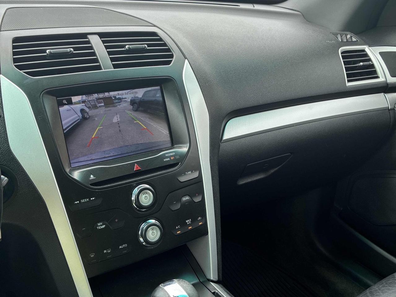 2013 Ford Explorer XLT - NO ACCIDENTS - TWO OWNERS Photo