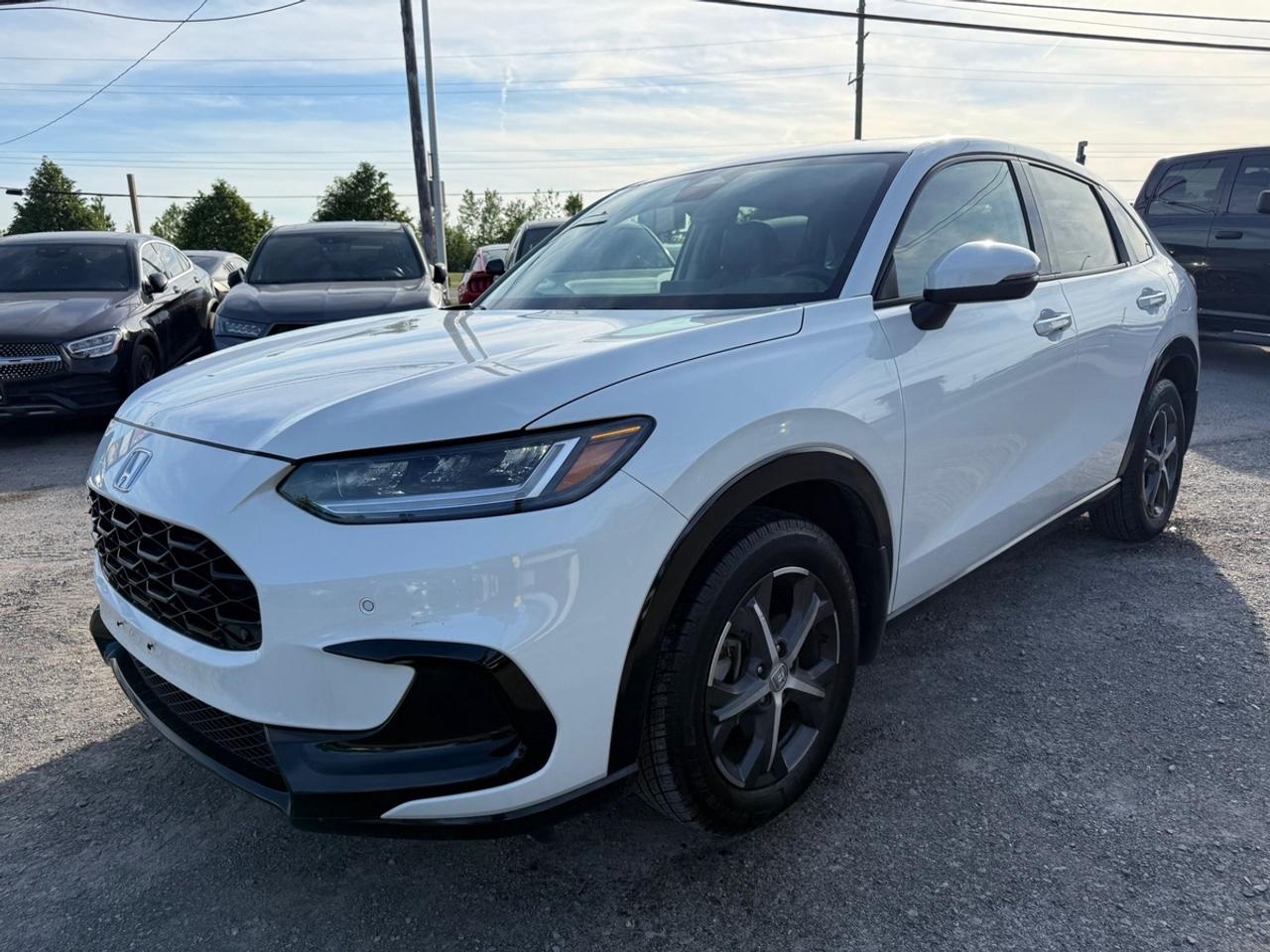 2023 Honda HR-V EX L Photo0