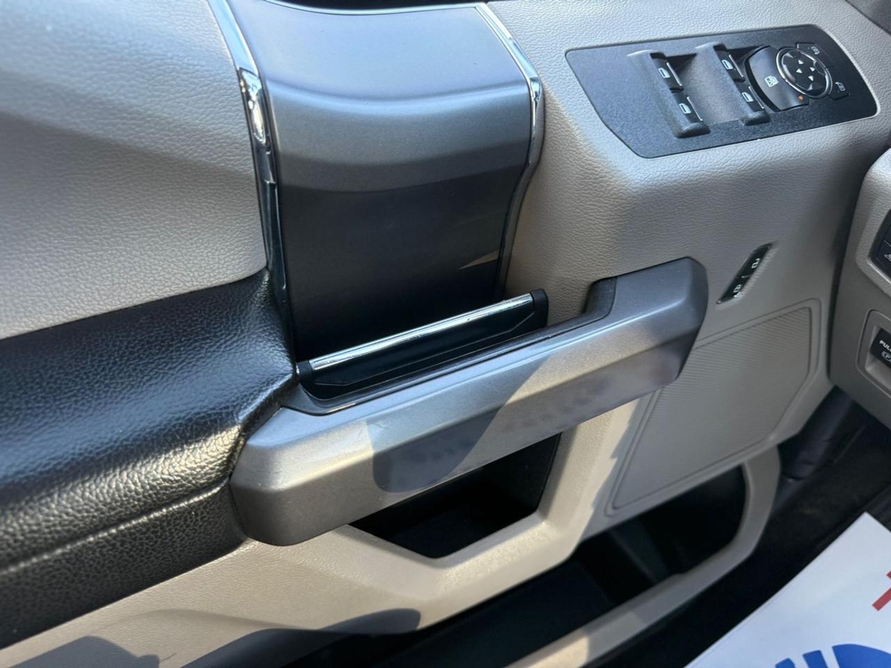 2019 Ford F-150 XLT Photo