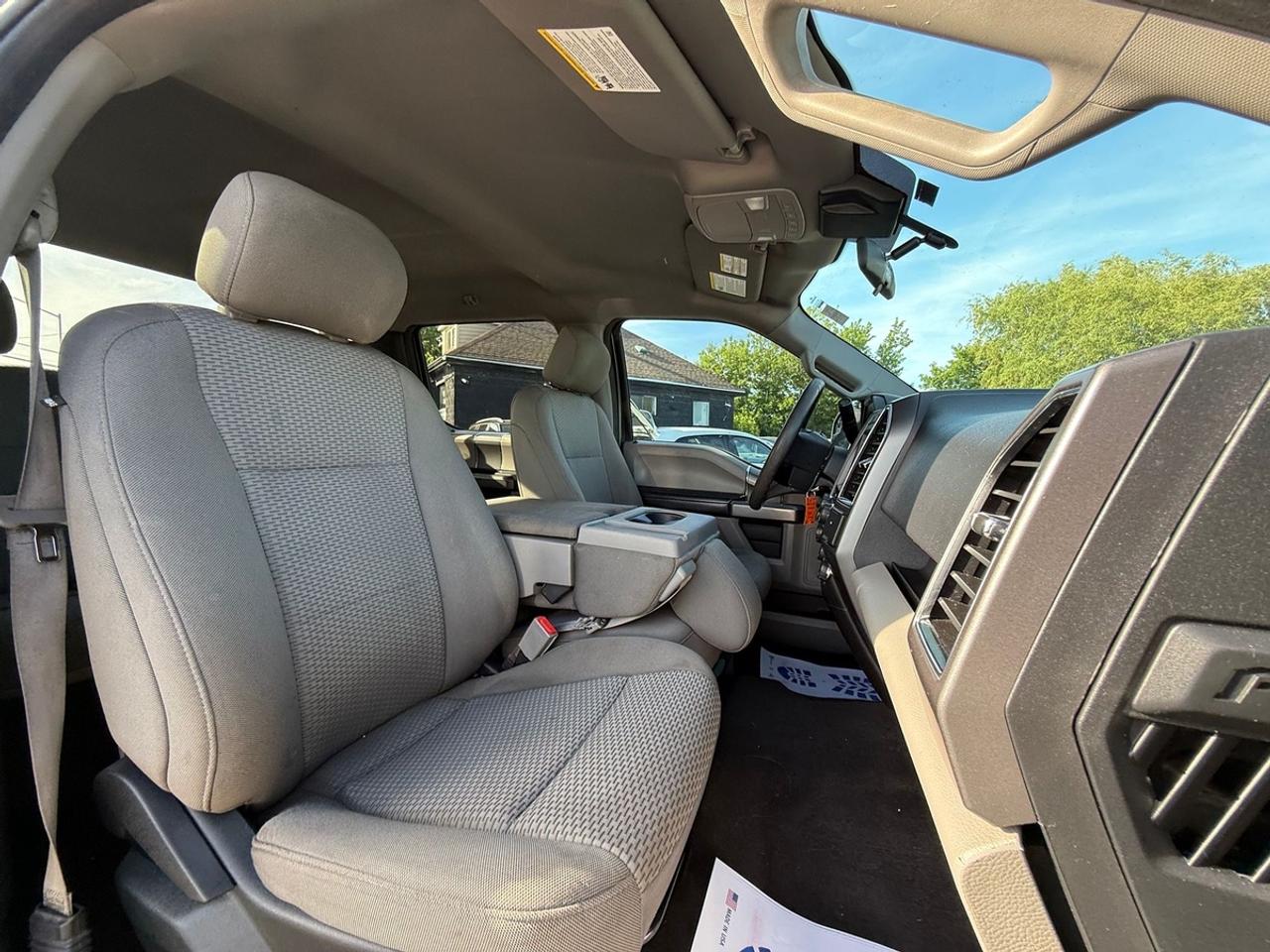 2019 Ford F-150 XLT Photo