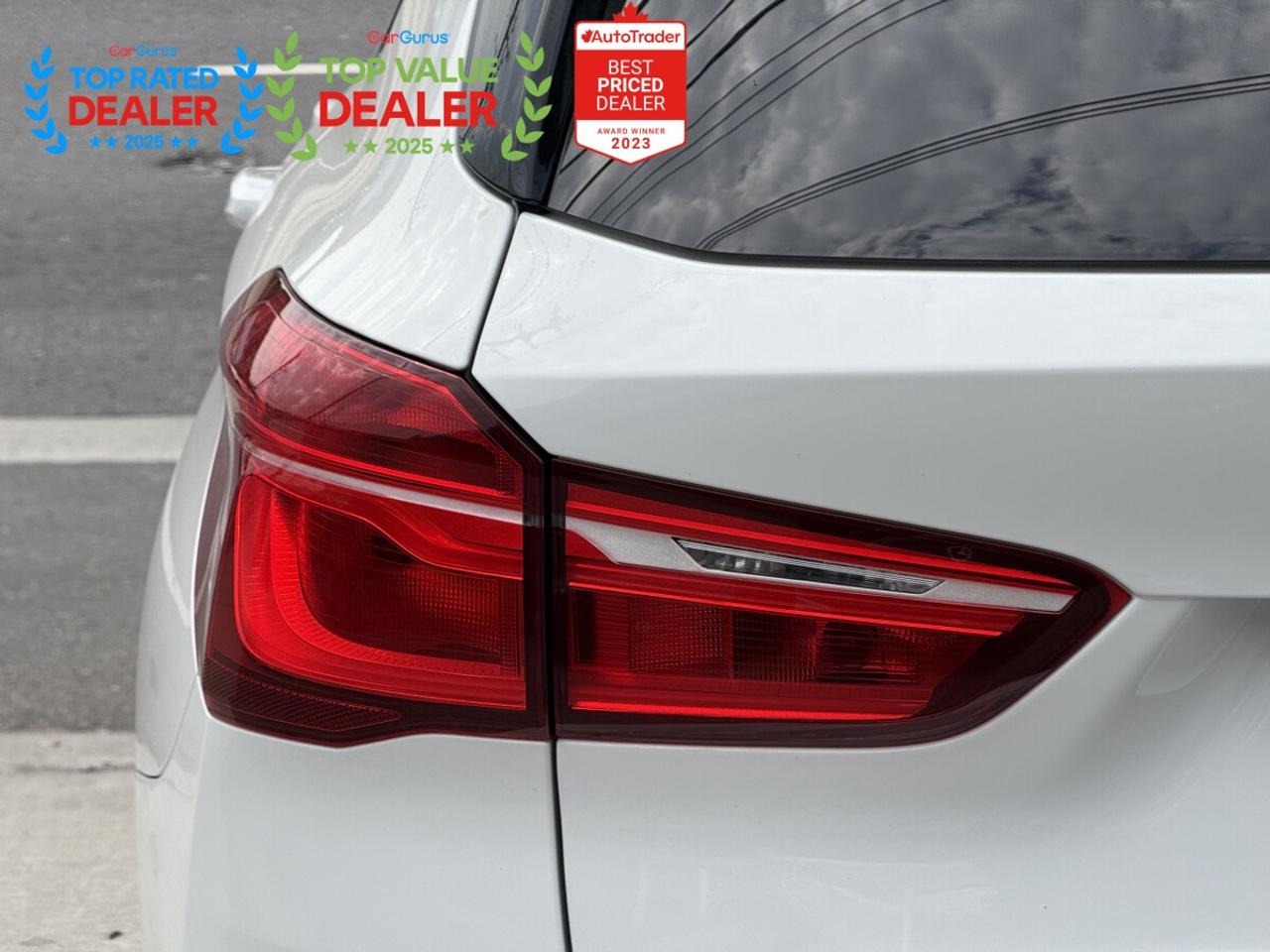 2018 BMW X1 //M PKG | PANO | REAR CAMERA | HEATED WHEEL Photo