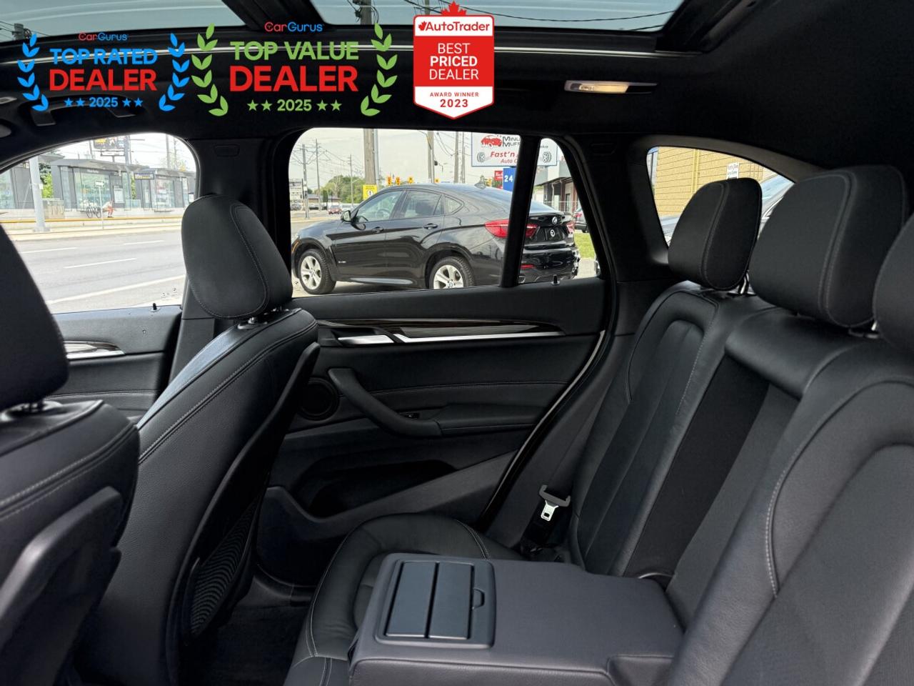2018 BMW X1 //M PKG | PANO | REAR CAMERA | HEATED WHEEL Photo