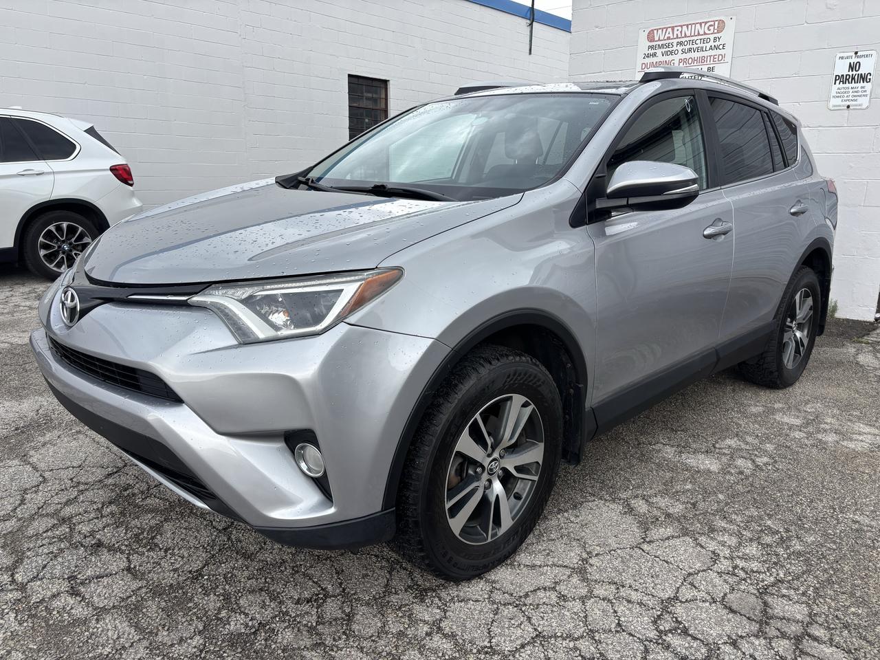 2016 Toyota RAV4 XLE AWD Photo