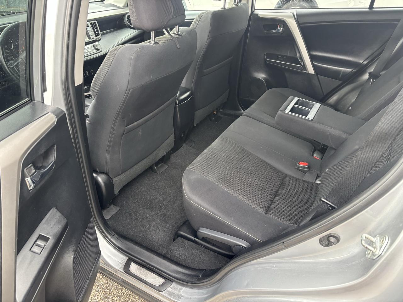 2016 Toyota RAV4 XLE AWD Photo