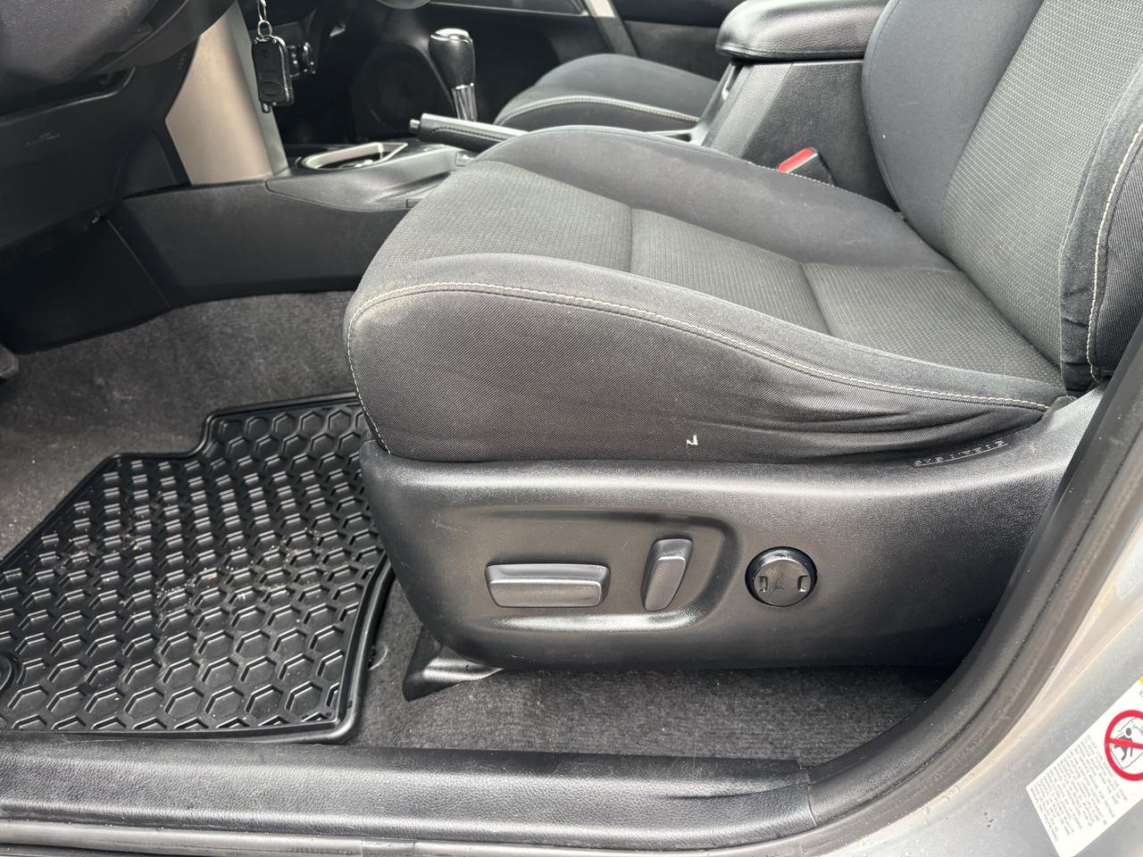 2016 Toyota RAV4 XLE AWD Photo