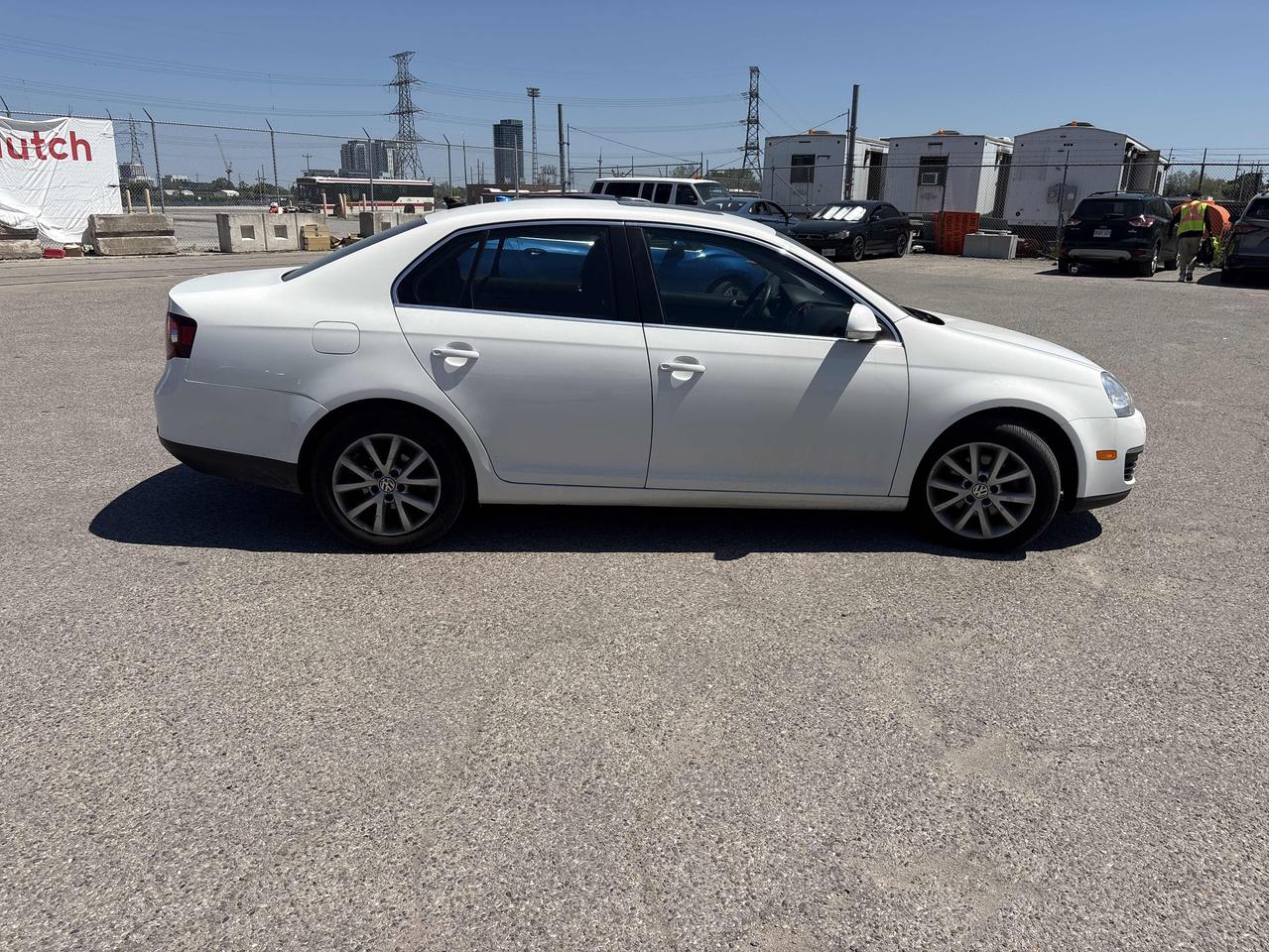 2010 Volkswagen Jetta Comfortline-SUPER CLEAN! AUTO, SUNROOF, HTD SEATS! - Photo #9