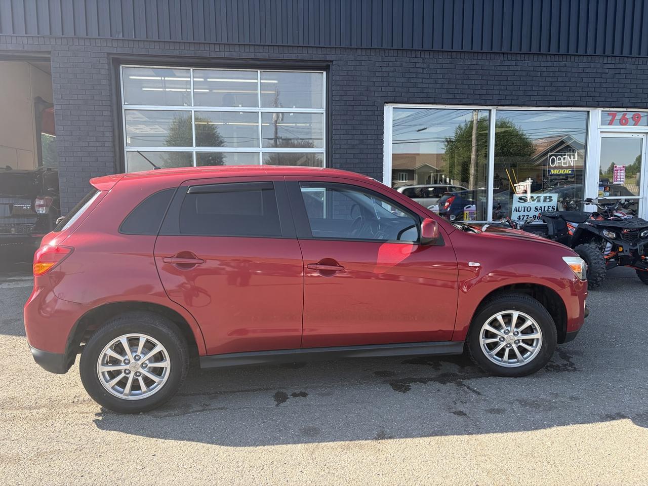 2014 Mitsubishi RVR 