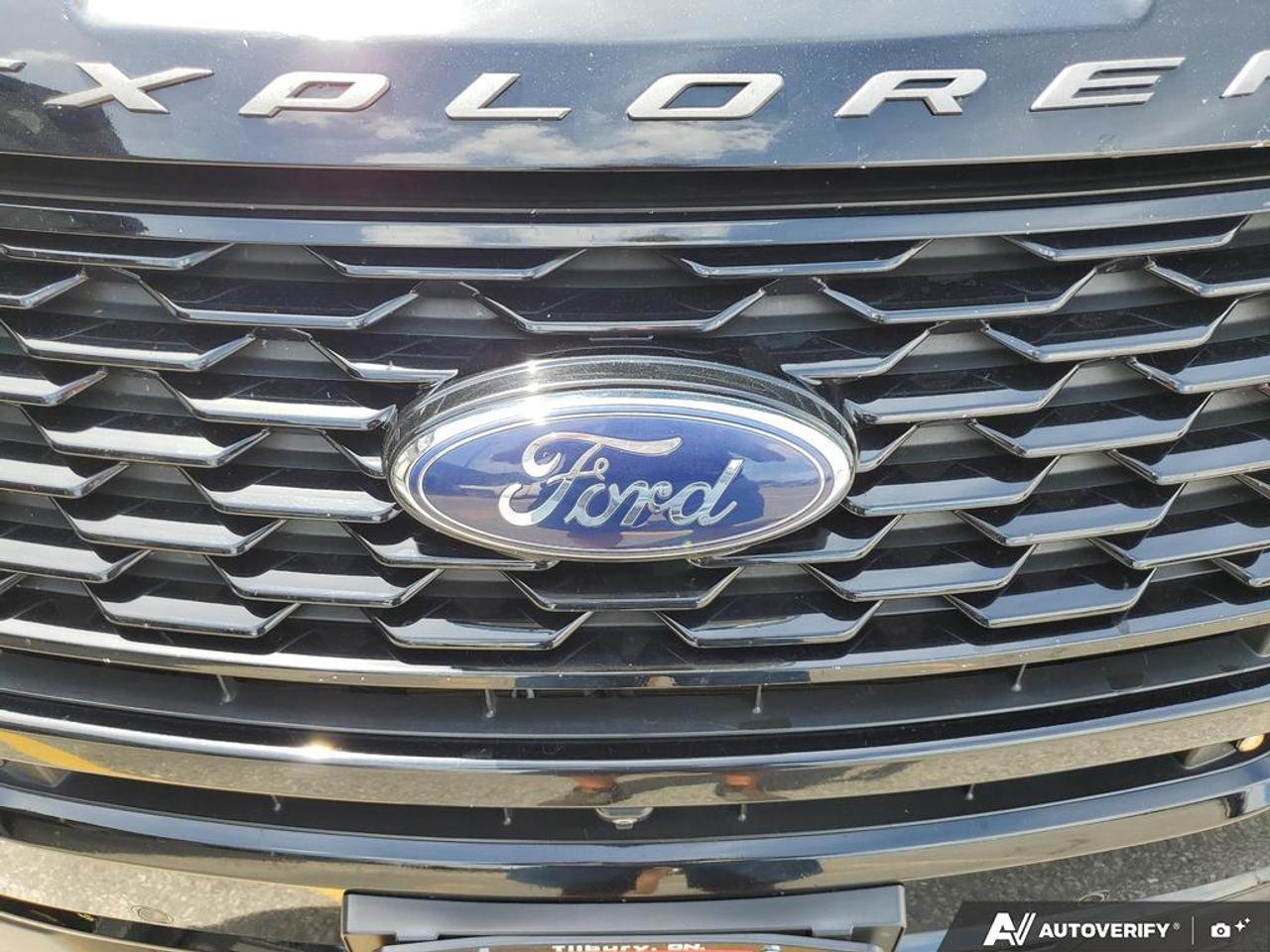 2018 Ford Explorer Sport 4WD-6PASS-LEATHER-NAV-PAN ROOF-REMOTE START Photo