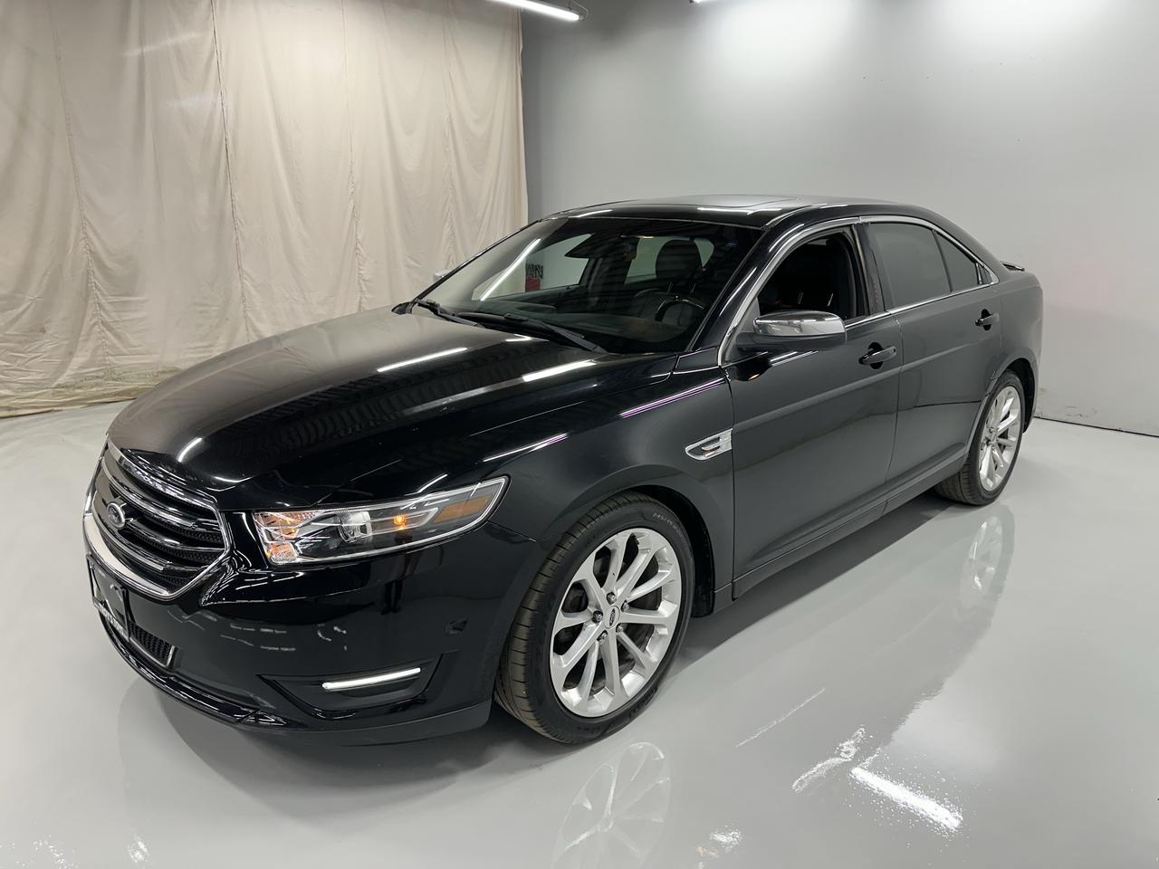 2016 Ford Taurus 4DR SDN LIMITED AWD Photo24