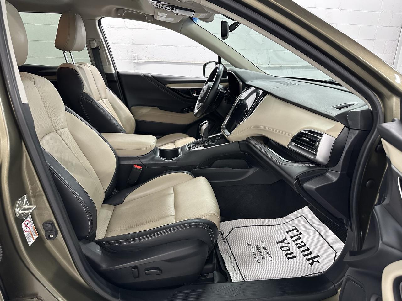 2020 Subaru Outback 2.4i Limited XT Photo10
