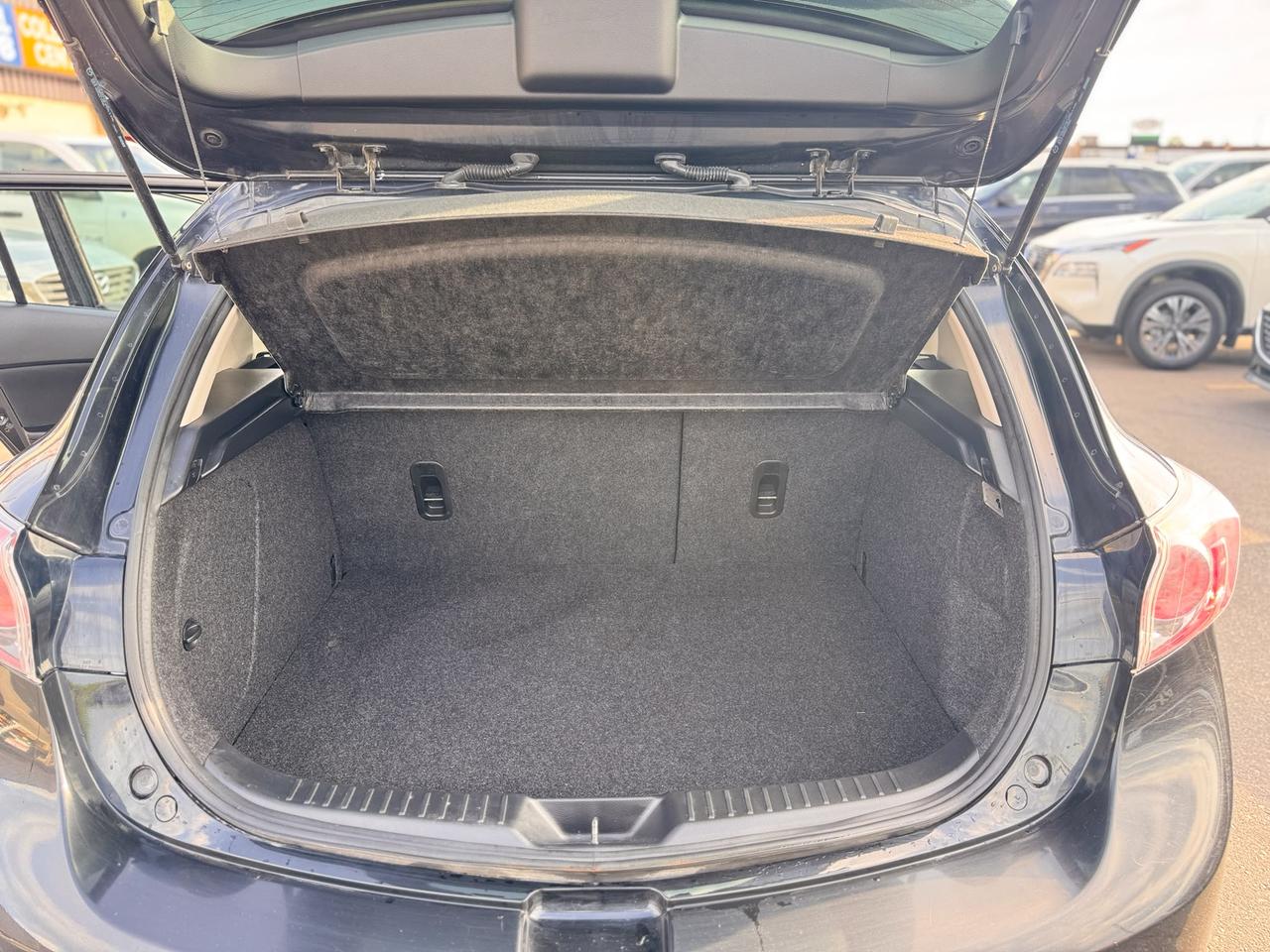 2013 Mazda MAZDA3 GS-SKY AUTO B-TOOTH H-SEAT !! SAFETY CERTIFED!! Photo