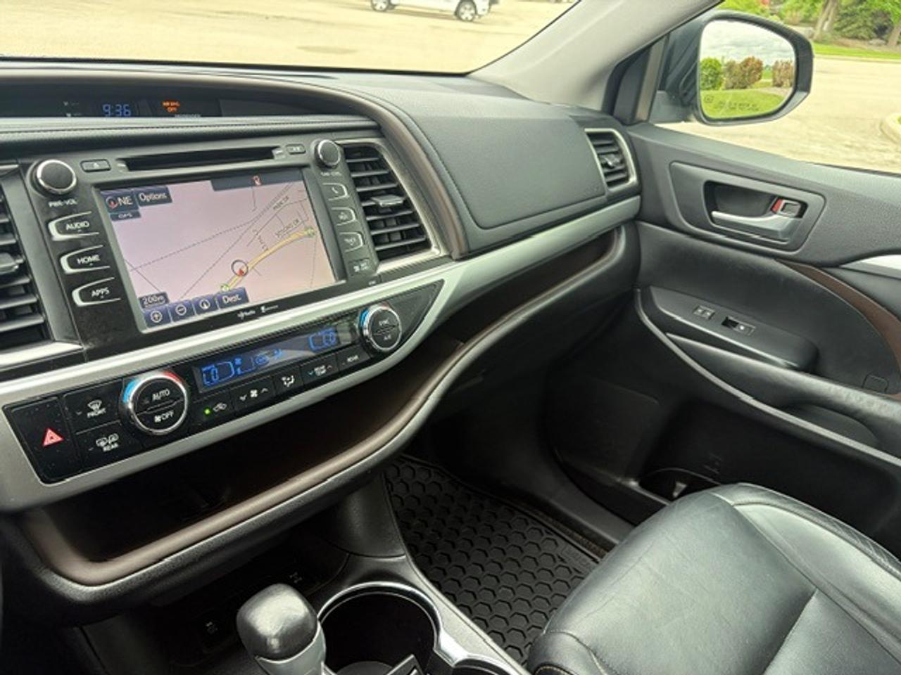 2015 Toyota Highlander XLE AWD Photo