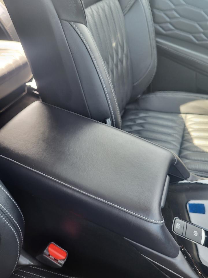 2025 Mitsubishi Outlander GT Photo