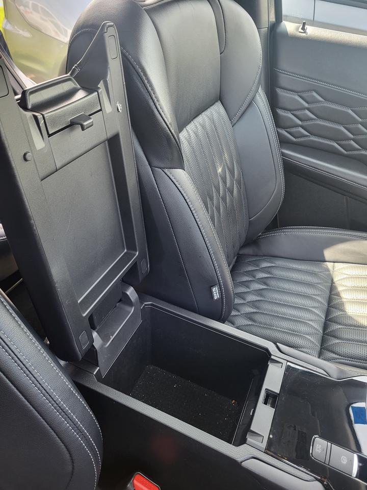 2025 Mitsubishi Outlander GT Photo