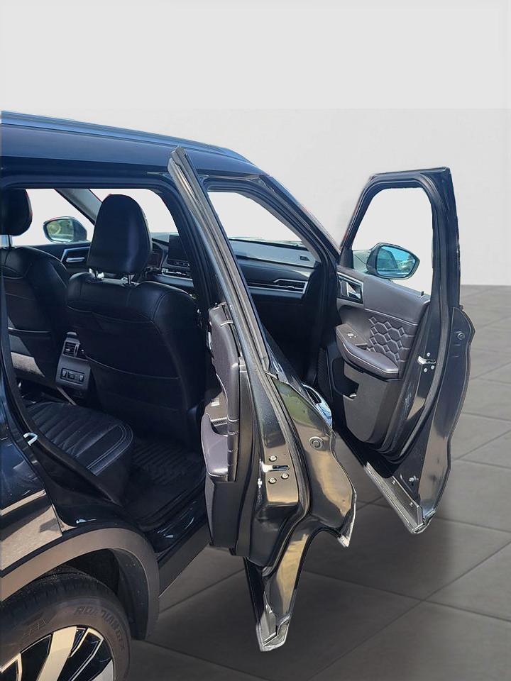 2025 Mitsubishi Outlander GT Photo