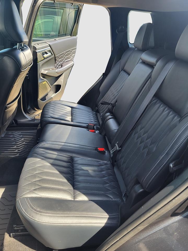 2025 Mitsubishi Outlander GT Photo