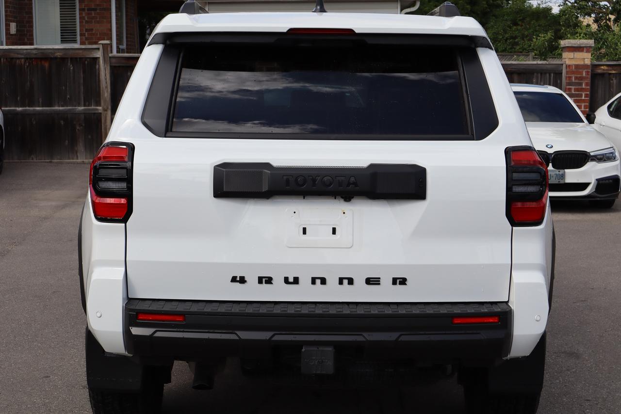2025 Toyota 4Runner TRD Sport 4WD Photo2