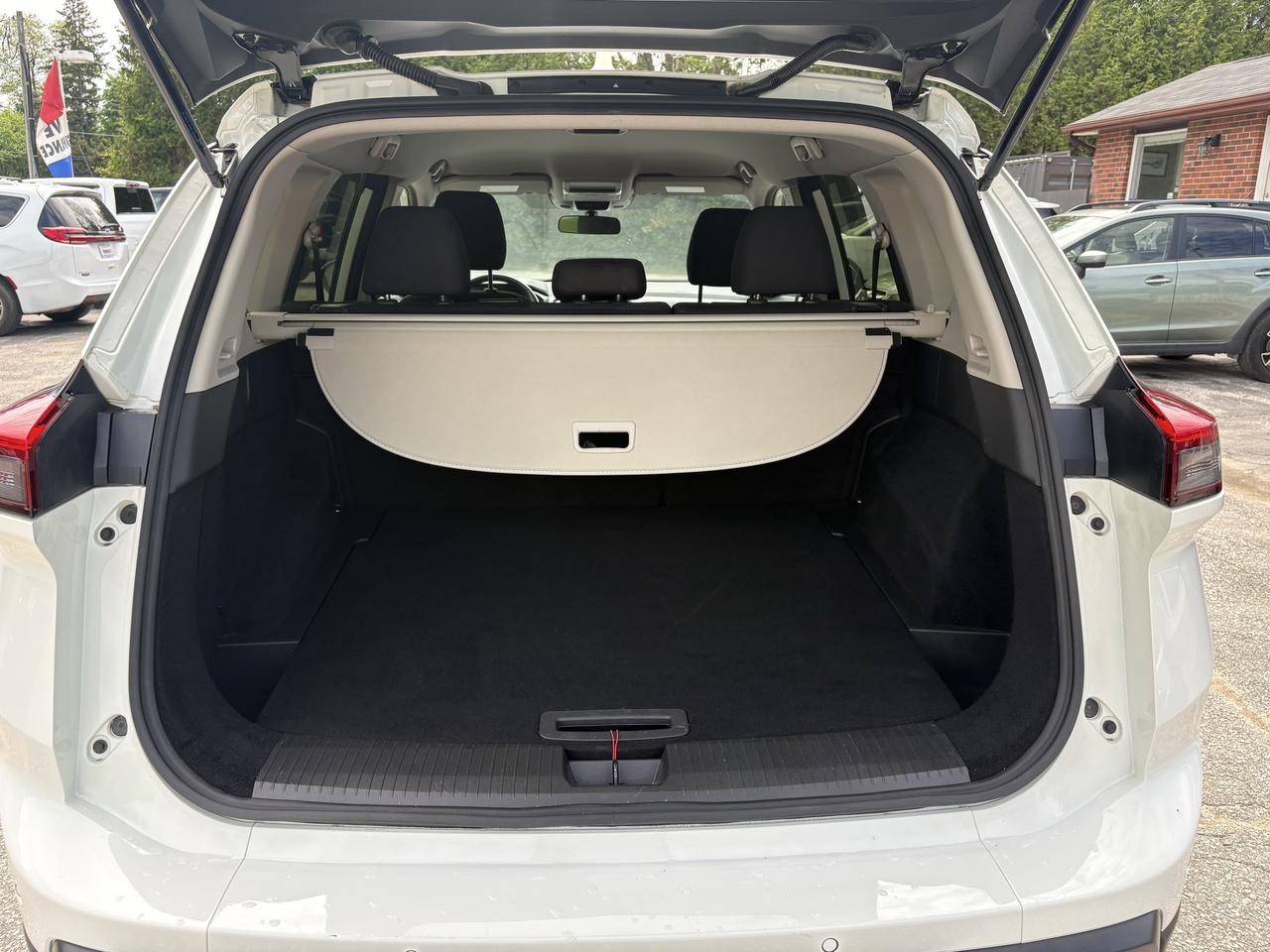2024 Nissan Rogue S Photo
