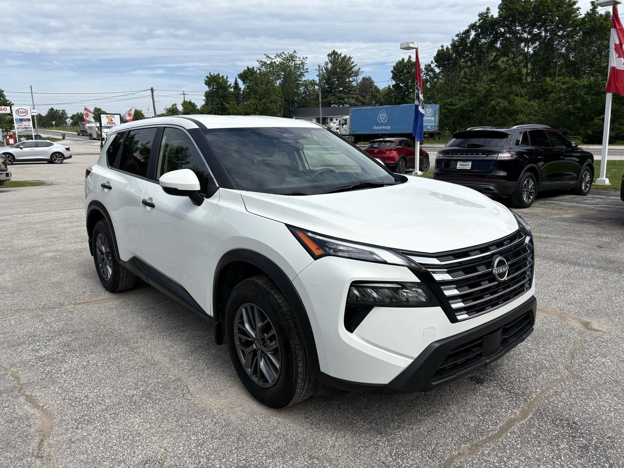 2024 Nissan Rogue S Photo