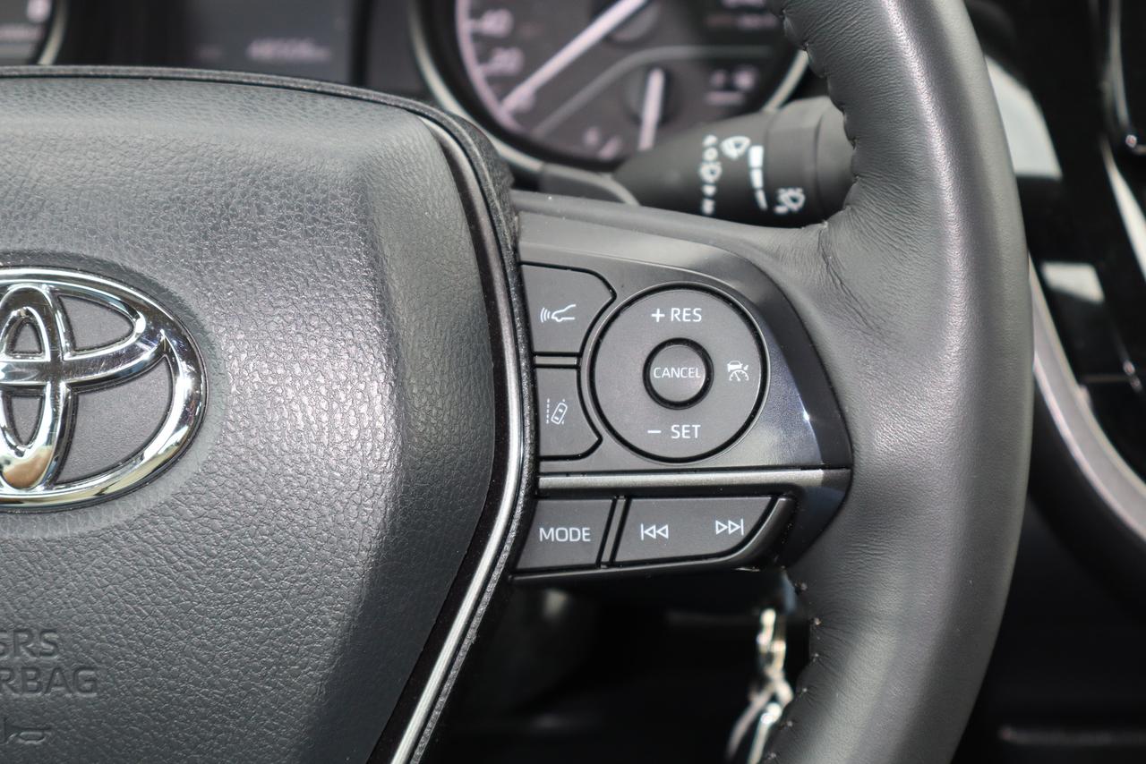 2024 Toyota Camry SE Auto Photo