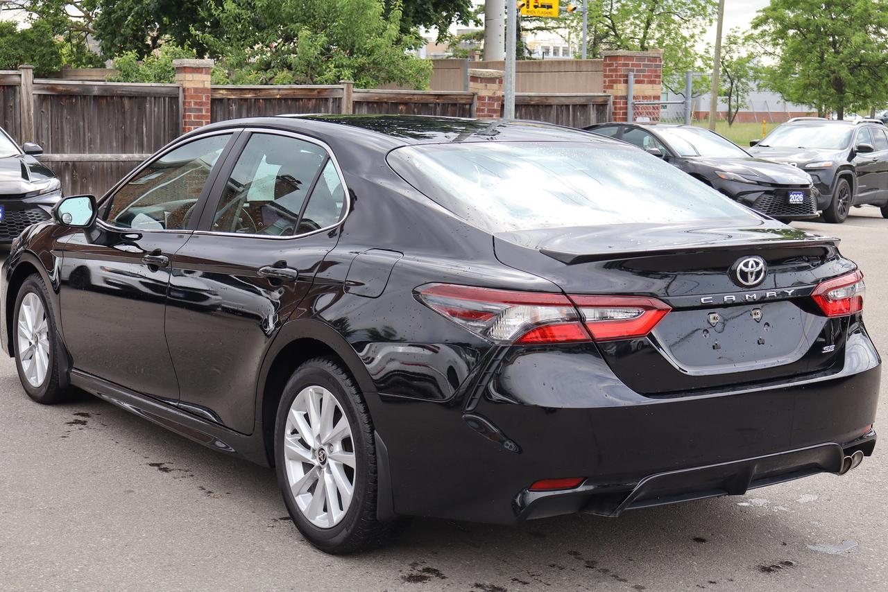 2024 Toyota Camry SE Auto Photo