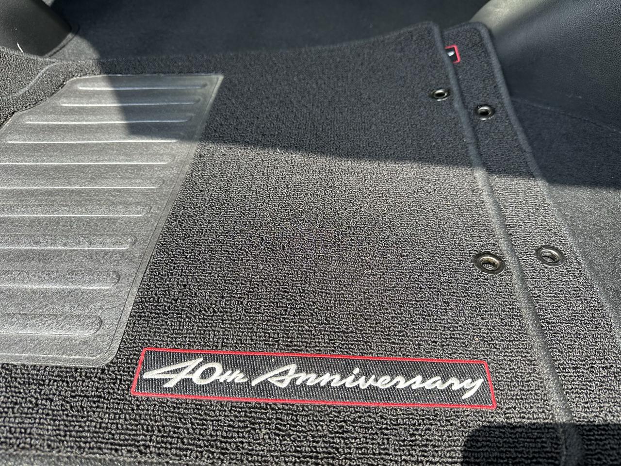 2010 Nissan 370Z 40th Anniversary Photo
