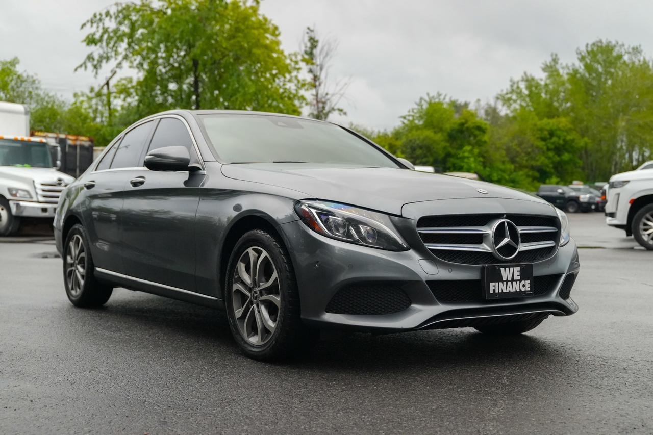 2017 Mercedes-Benz C-Class C300 4MATIC Sedan Photo4